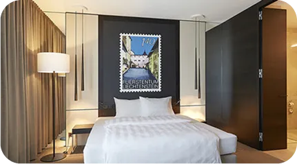 Elegantes Schlafzimmer mit dunklem Design